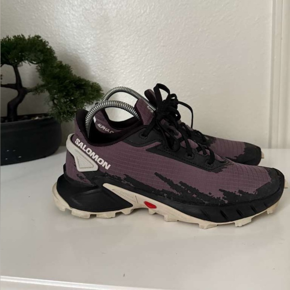 Salomon Purple and Black Athletic Shoes